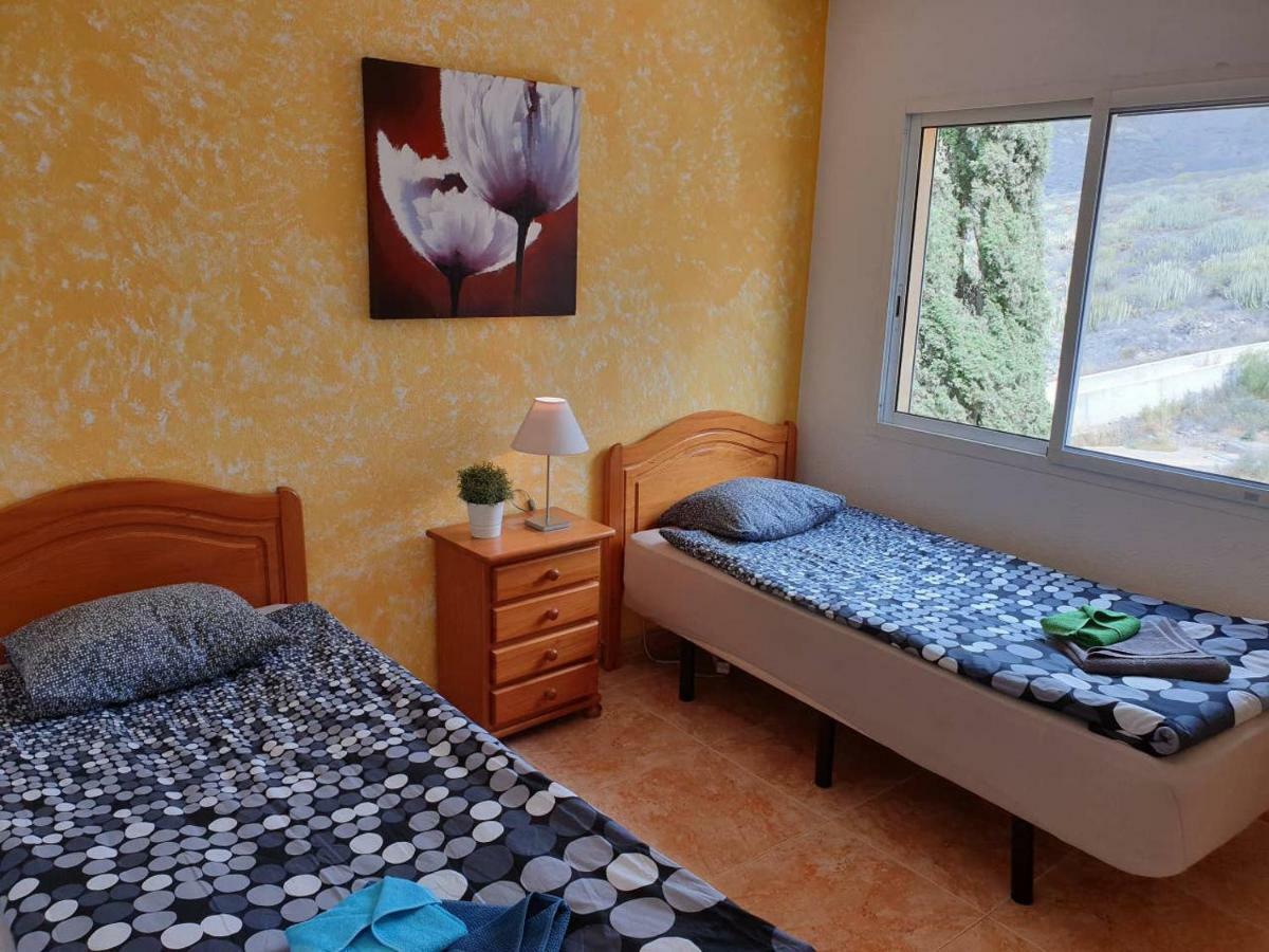 Villa Roque Del Conde With Private Pool, Terrace With Fantastic Sea Views, Wifi, Garden, Garage Adeje Dış mekan fotoğraf