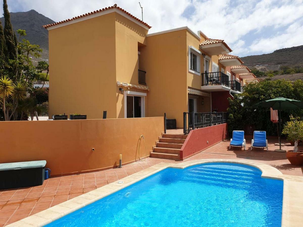 Villa Roque Del Conde With Private Pool, Terrace With Fantastic Sea Views, Wifi, Garden, Garage Adeje Dış mekan fotoğraf